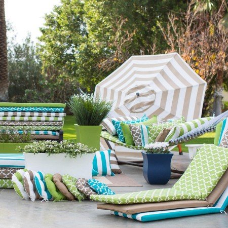 Mixed Materials and Year ‘Round Outdoor Living