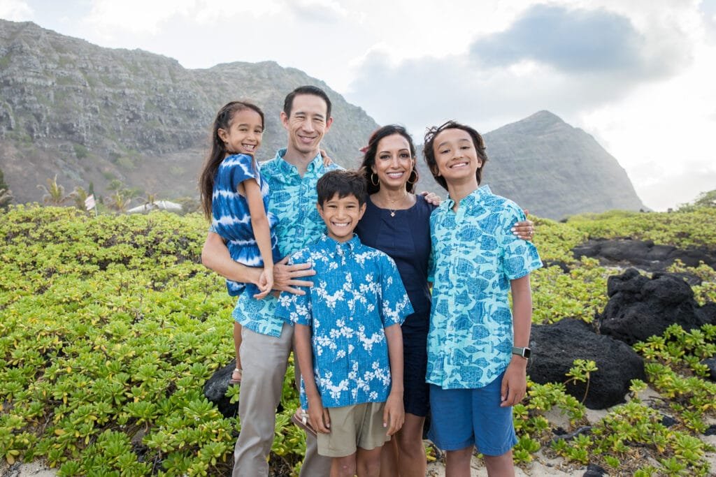 family of five on Hawaii beach