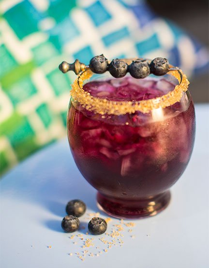 Blueberries are the Fruit inspiration for this #FlowerCocktailHour on Life in Bloom!
