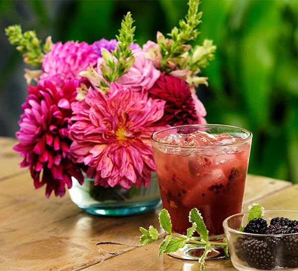 The Blackberry Smash is a fun farm to table Flower Cocktail Hour Drink!