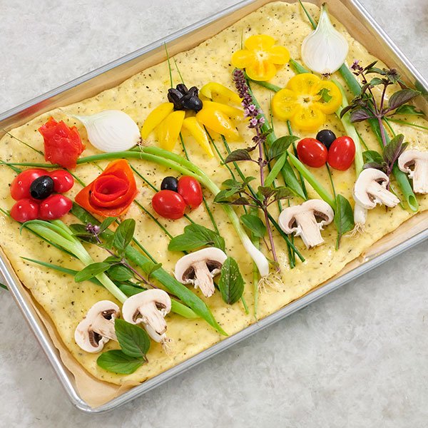 You can bring the Flower Field Vibe to your dining table with this Field of Flowers Flatbread Recipe!