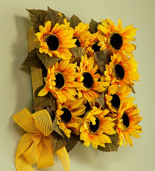 Let's make a #FlowerCraft- this permanent Sunflower Square- is a wonderful interior accent- and brings more Flowers into your Life in Bloom!