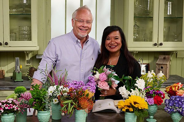 J and Flower Friend Jennifer Pascua have fun learning about the different meanings of flowers in this episode of "Life in Bloom" 