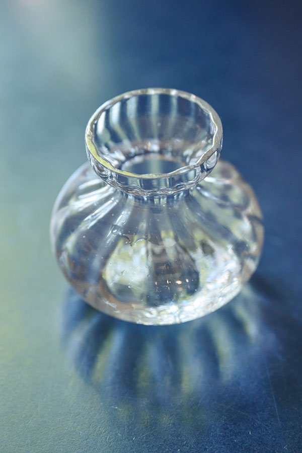 Here's a great tip for cleaning those tiny vases that get dirty- and so small that cleaning is a challenge... Find out in this week's Show!