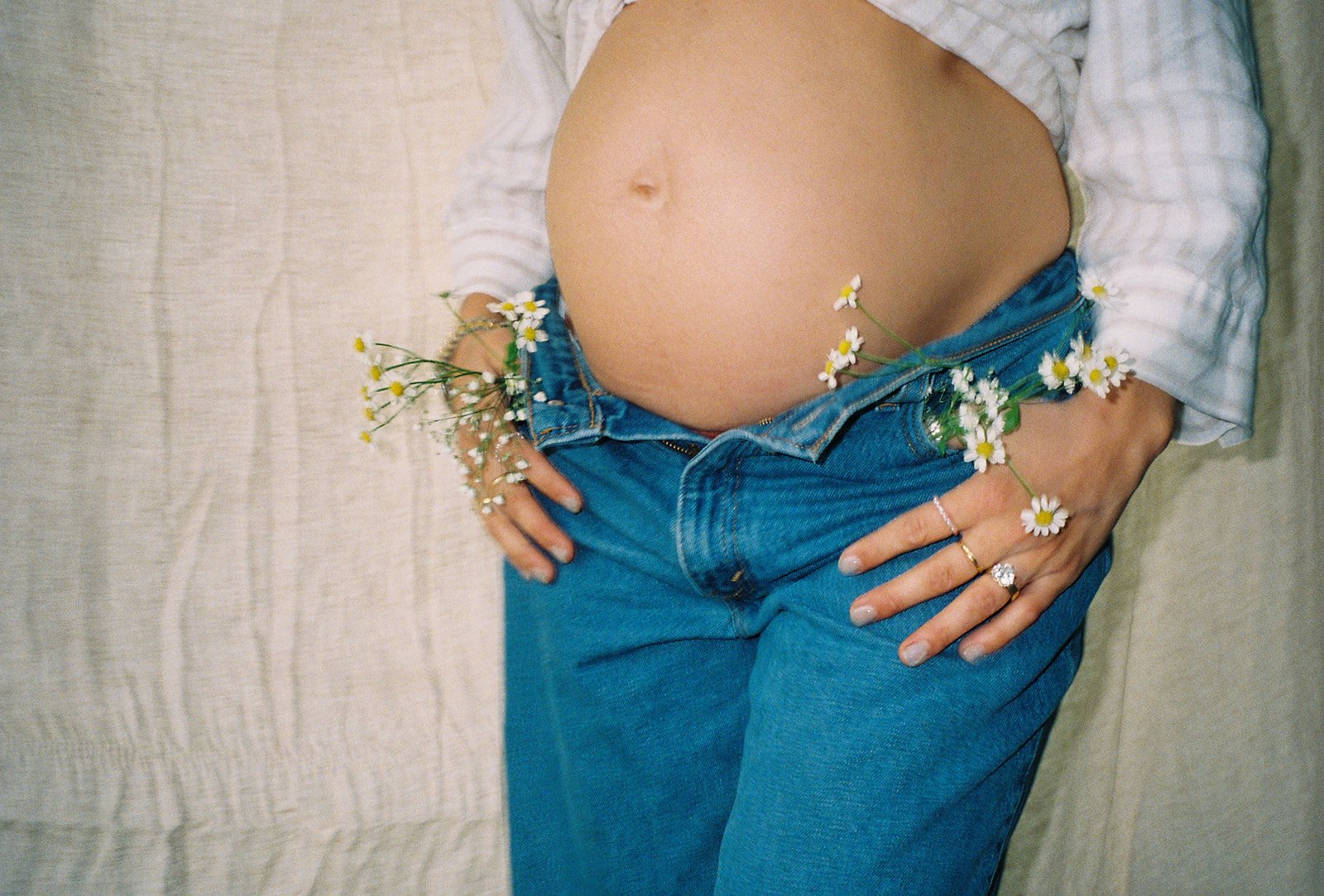 Stunning Studio Maternity Photoshoot with Florals
