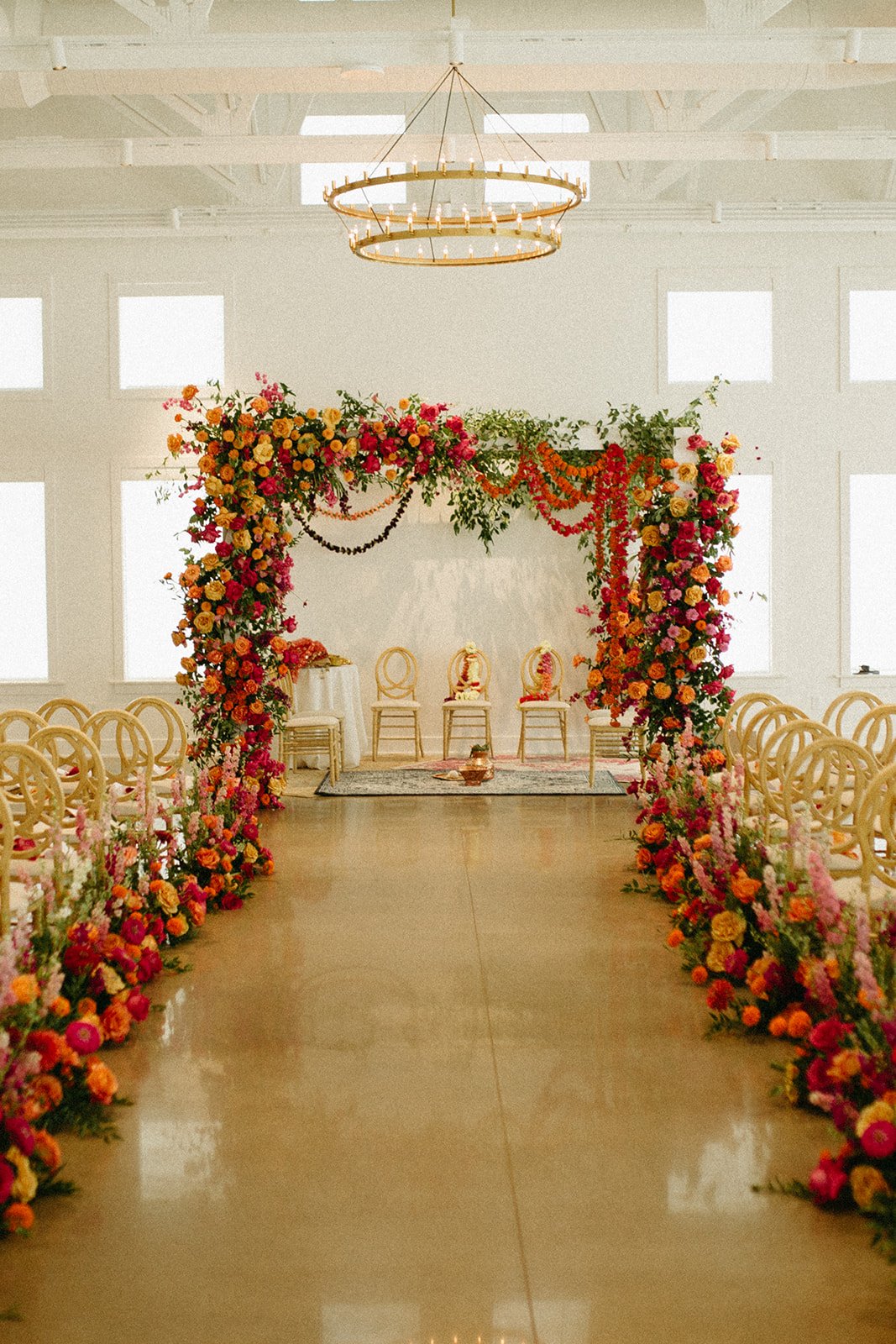 A fun Intimate Wedding Day at the Willow on Grand in Iowa With Elegant and Vibrant Wedding Decor