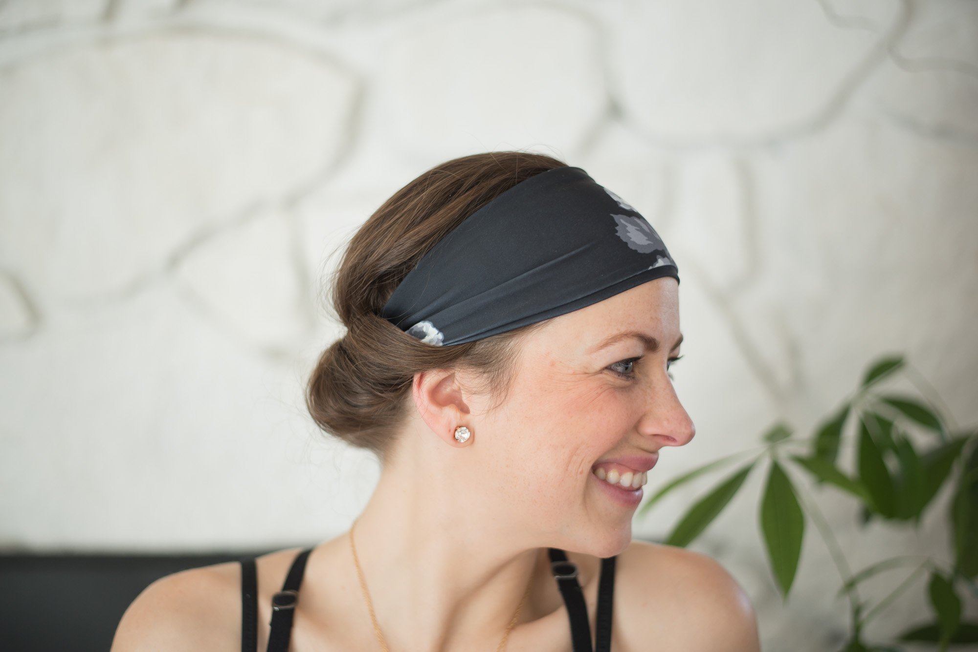 3 ways to style your hair for the gym with one headband from Albion fit