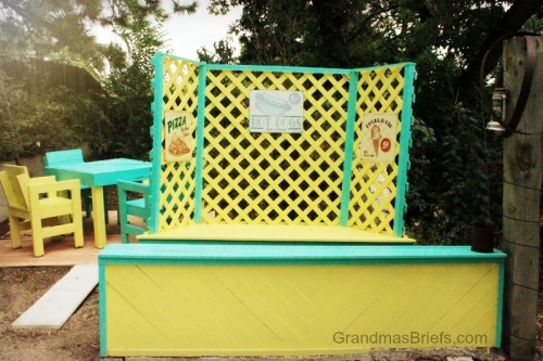 outdoor play food stand