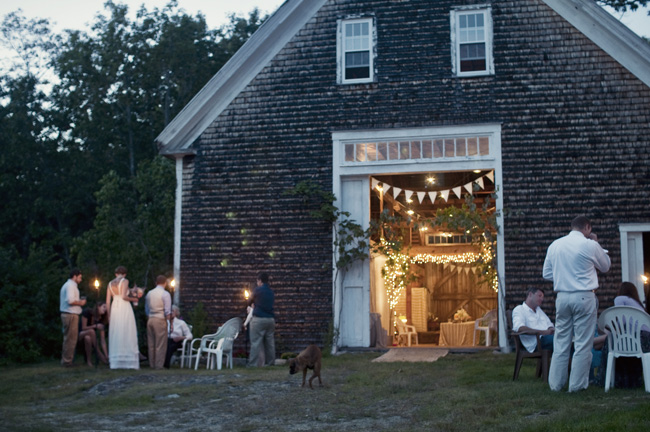 Maine barn weddings Maine farm weddingsa sweet start