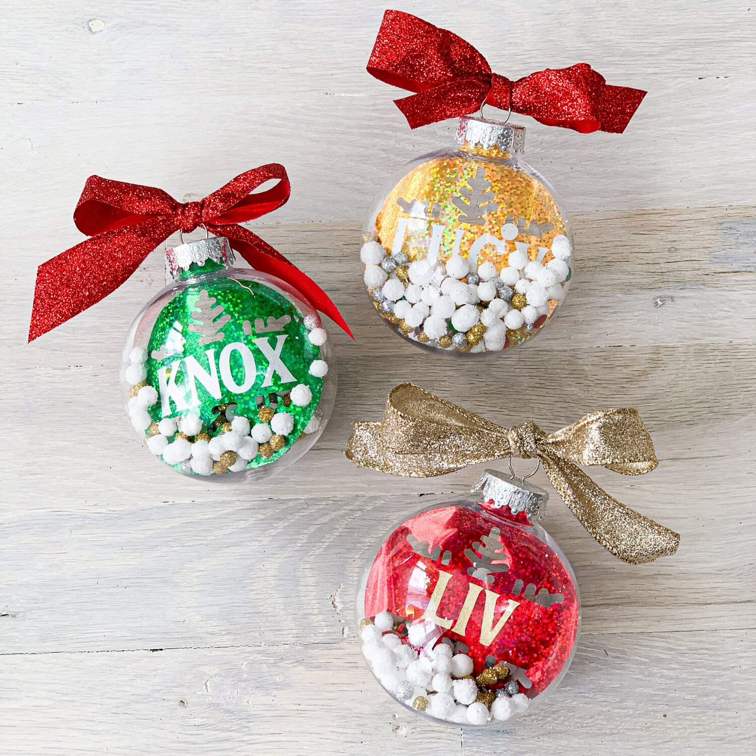 diy holiday gifts- foil name confetti ornaments with cricut joy — Lissa ...