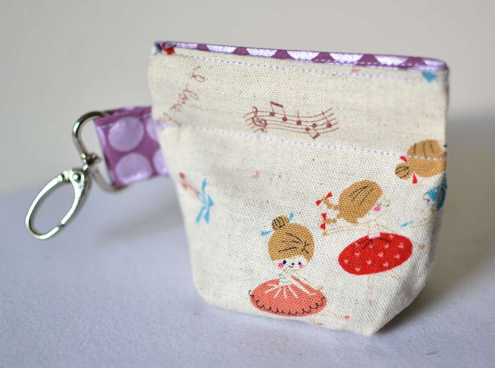 The Pleated Snappy Coin Purse! — SewCanShe | Free Sewing Patterns and Tutorials