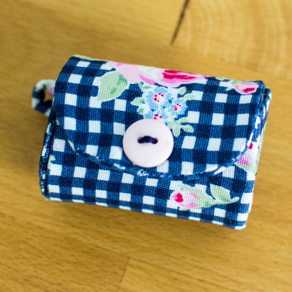 Milk Carton Coin Purse {free sewing pattern} — SewCanShe | Free Sewing Patterns and Tutorials
