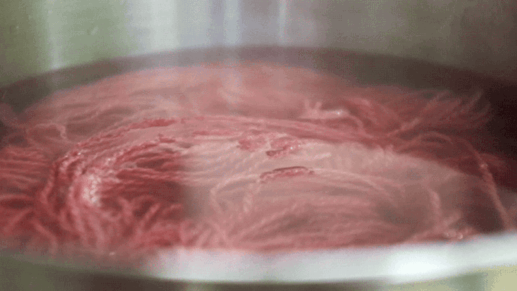 Simmering dye pot. Image courtesy of Knitbot