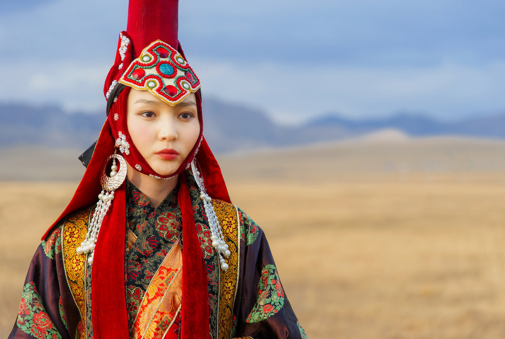 Mongolia 13th century queen.jpg