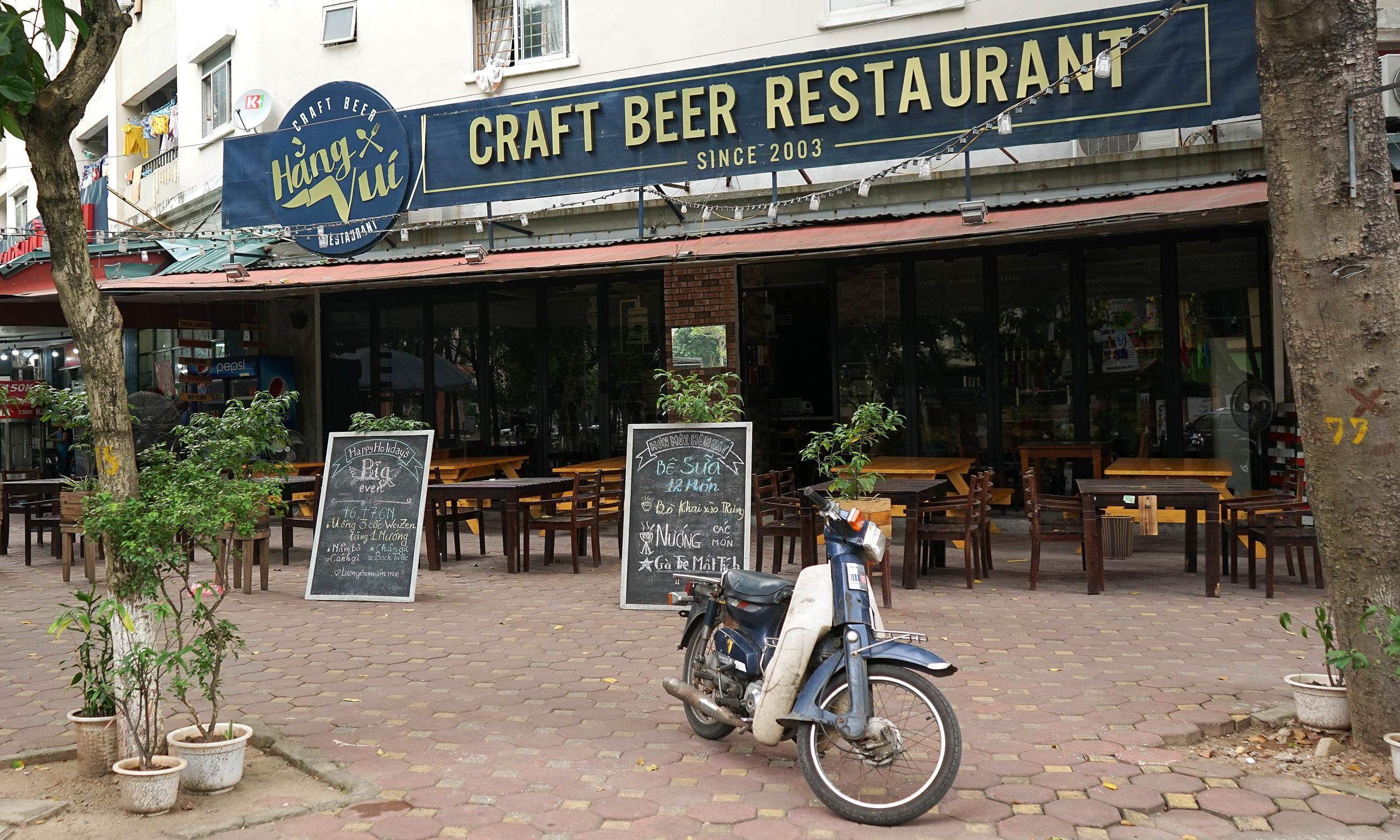 DETOUR: Hanoi, VN – Barett Craft Beer