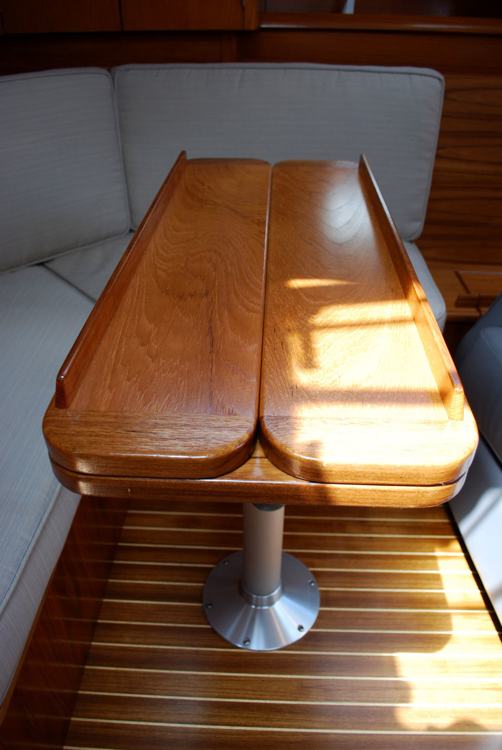 sailboat cabin table