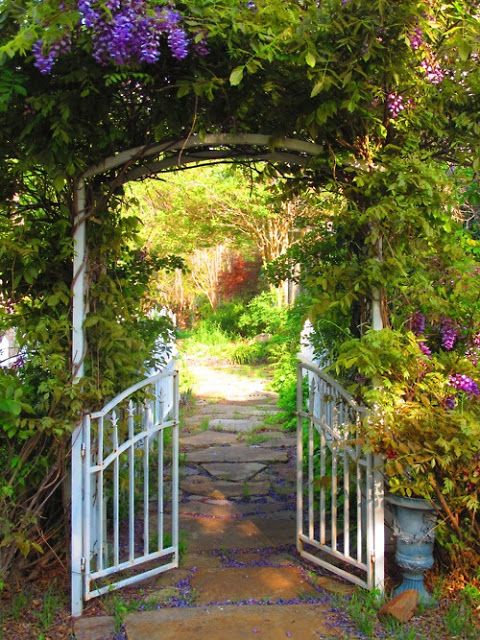 Lady Anne's Charming Cottage: Charming Garden Gateways...  ~ Style Estate - 15 Gorgeous Garden Gates