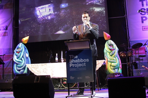 Click photo to download. Caption: A havdalah concert in Buenos Aires, Argentina, for The Shabbat Project in 2014. Credit: The Shabbat Project.
