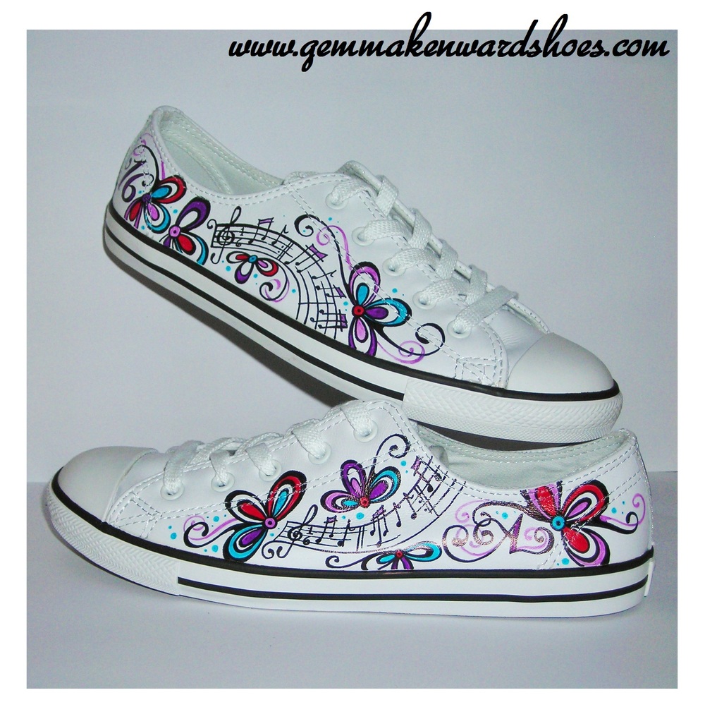 converse style trainers uk