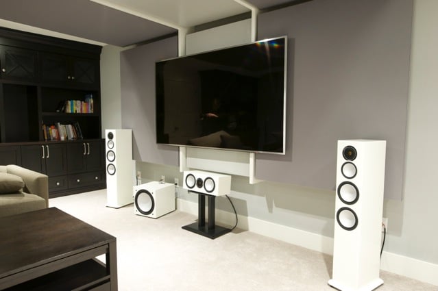  Home theatre room - home theatre / family room &nbsp;with wall and ceiling sound absorbing panels 