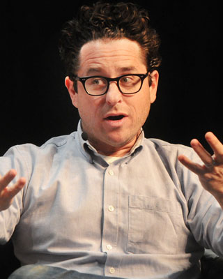 J.J. Abrams Apologizes for Excessive Use of Lens Flares — GeekTyrant