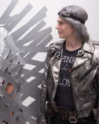 X-MEN: DAYS OF FUTURE PAST Photos with Quicksilver and ...