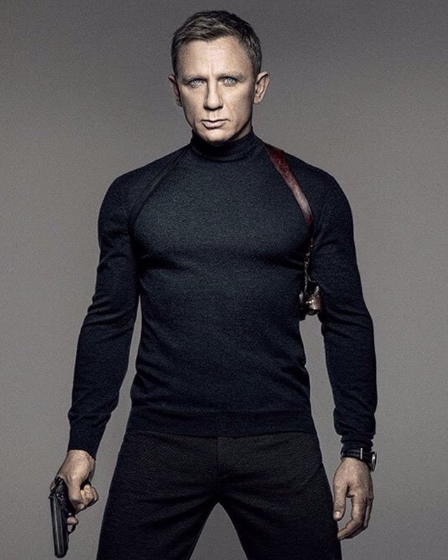 Extended Spot for SPECTRE Includes Big Action and Bond Girls — GeekTyrant