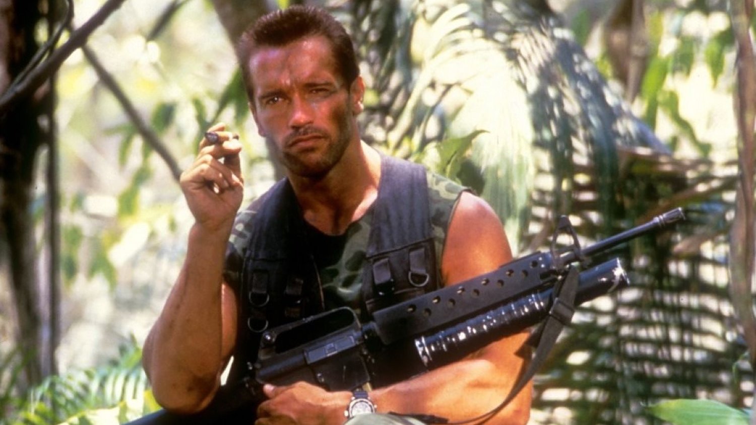 The Original Ending For THE PREDATOR Would Have Brought Arnold ...