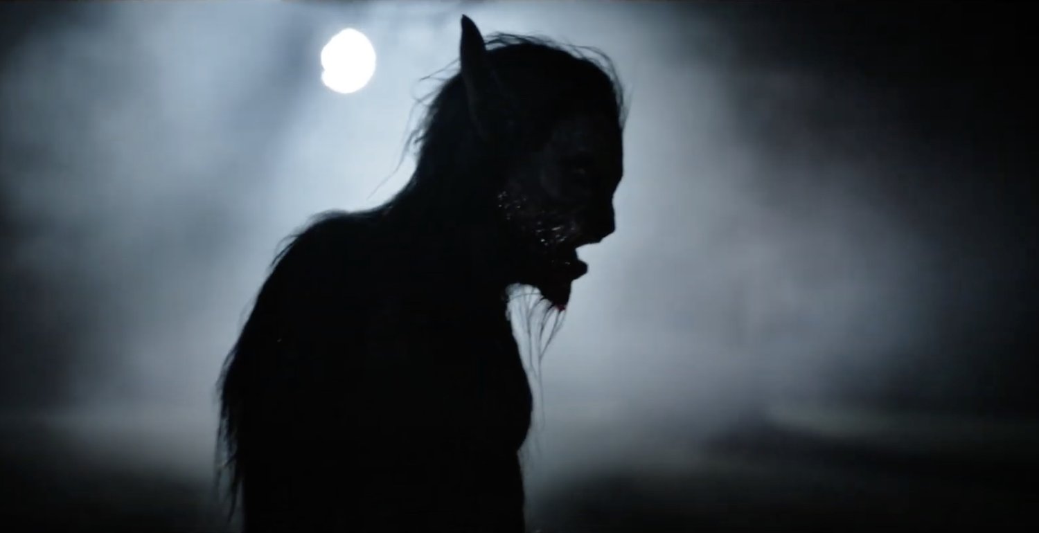 Un loup-garou terrorise une production cinématographique dans la bande-annonce d’un nouveau film d’horreur WOLF MANOR