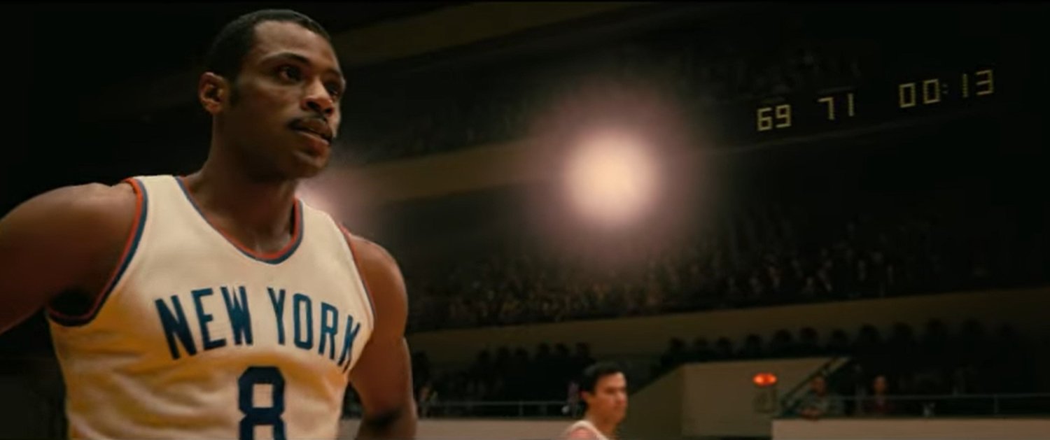 La bande-annonce de SWEETWATER suit l’histoire vraie et inspirante de Nat Clifton, le premier joueur noir sous contrat avec la NBA