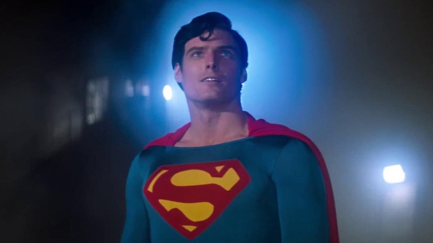 Les producteurs de SUPERMAN pensaient que Richard Donner volerait la copie du travail et il n’a pas pleinement expérimenté le film jusqu’à sa première