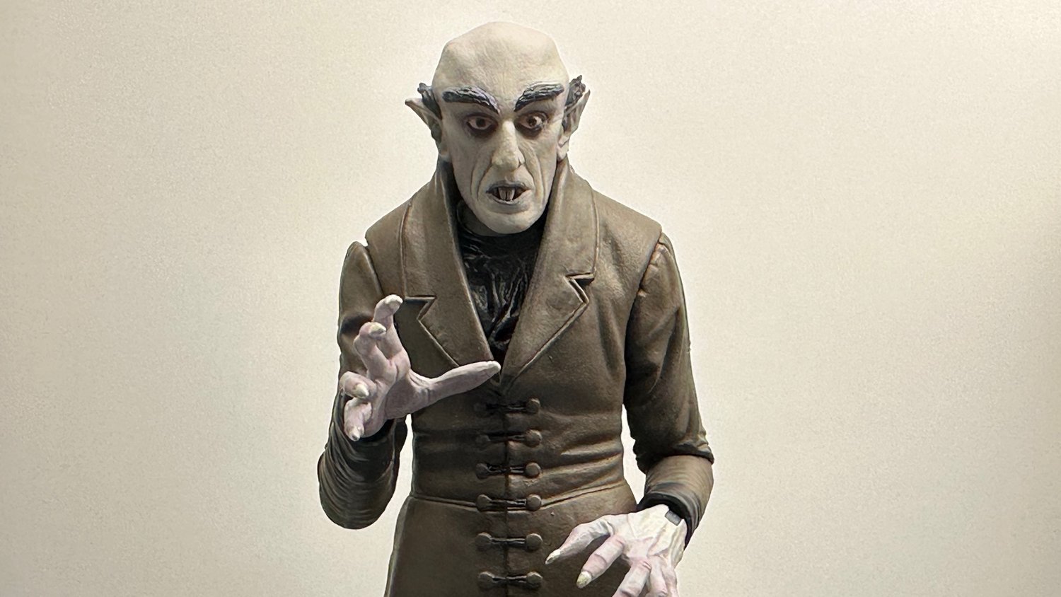 NECA Shows Off New Classic Horror Figures with NOSFERATU and LONDON AFTER MIDNIGHT
