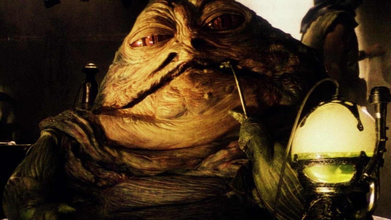 Guillermo del Toro a comparé un jour son film STAR WARS Jabba le Hutt à SCARFACE