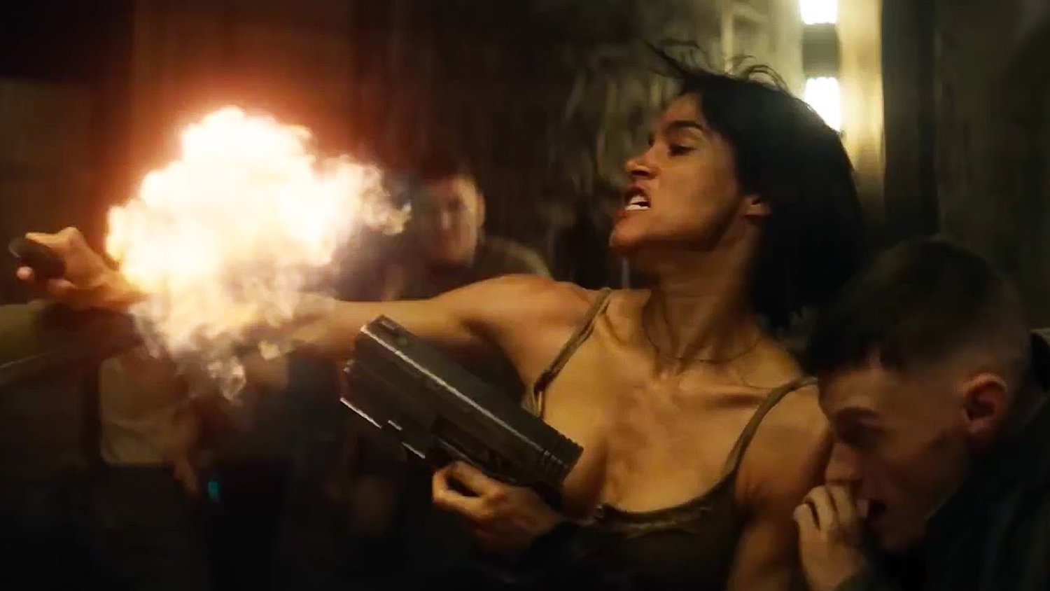 Zack Snyder taquine sa version R de REBEL MOON en disant qu’elle est « très dure, sexy, violente et folle »
