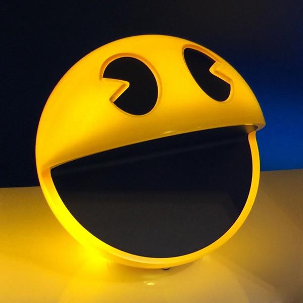 Retro PAC-MAN Lamp, Complete With Classic Sound Effects 