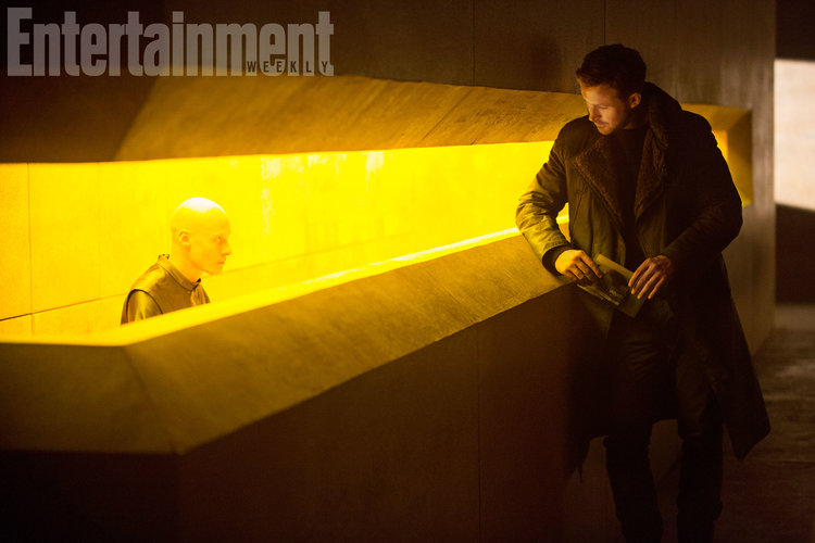 striking-new-photos-from-blade-runner-2049-and-the-importance-of-the-films-detail-is-discussed1