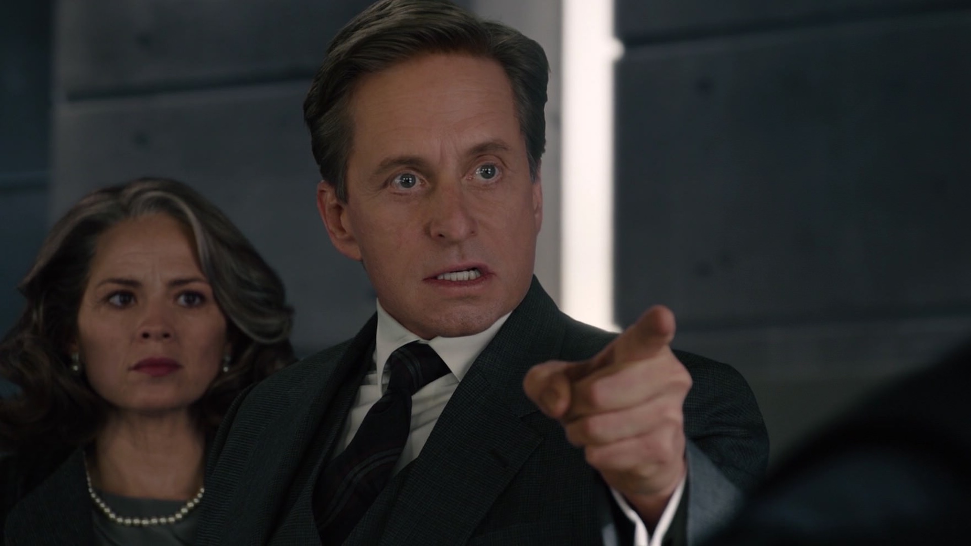 michael-douglas-wants-an-ant-man-prequel-film-that-focuses-on-the-adventures-of-a-younger-hank-pym-social.jpg