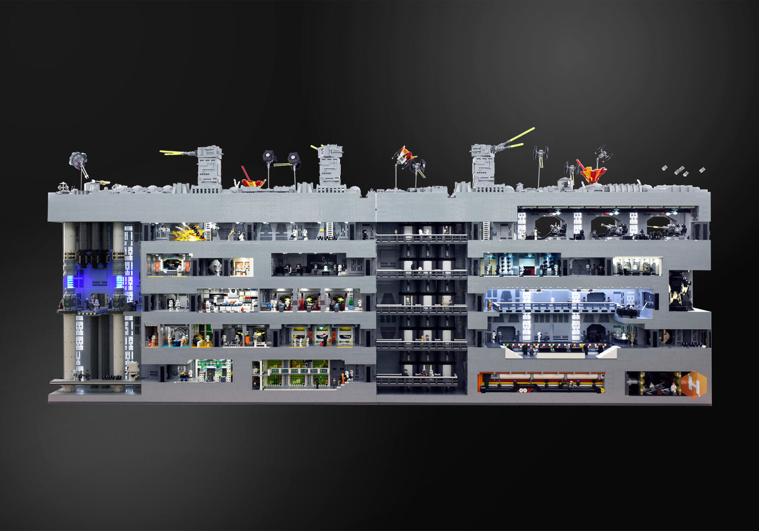 super-detailed-lego-diorama-of-the-star-wars-death-star-trench-run-stays-on-target6