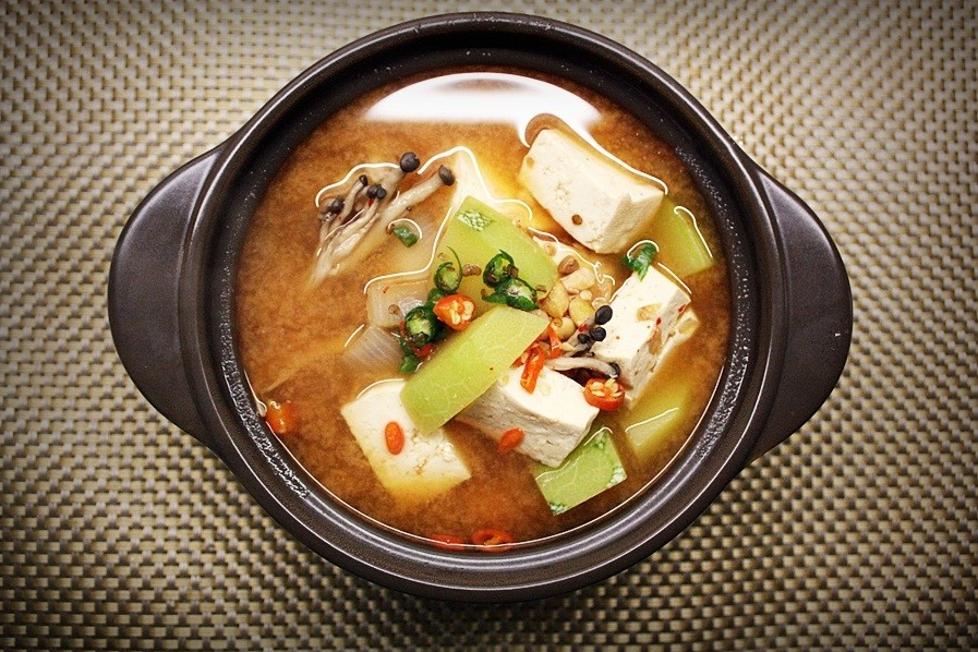 Cheonggukjang (Fermented tofu soup)