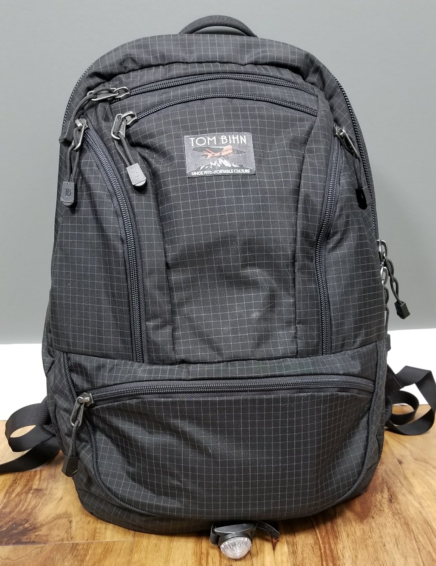 Review of the Tom Bihn Synapse 25 EDC backpack — Insights For Success