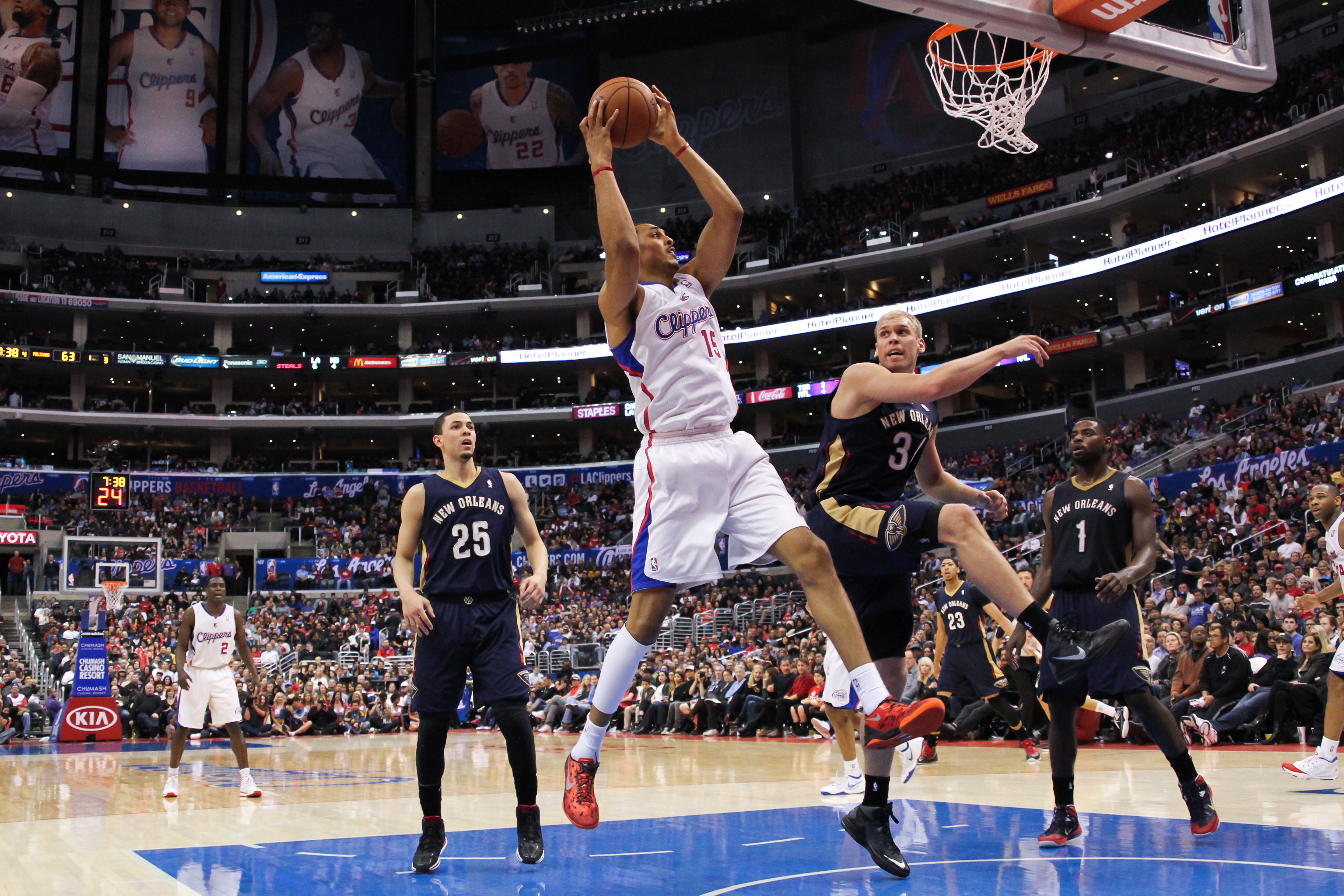 CLIPPERS VS. PELICANS 3.1.14 [GAME PHOTOS] — Ryan Hollins