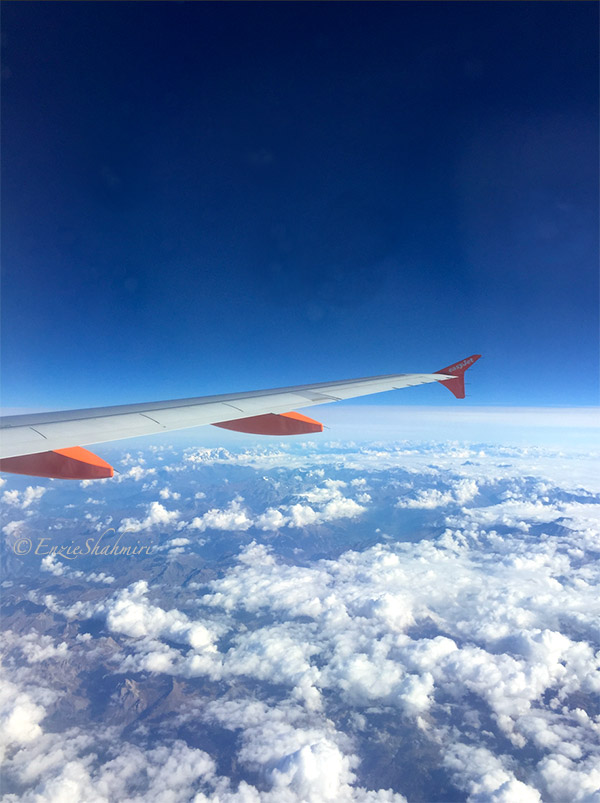 Mit Virgin Atlantic über ein Wolkenmeer segeln