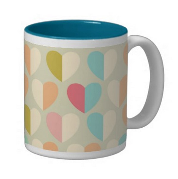 two-tone-pastel-hearts-mug