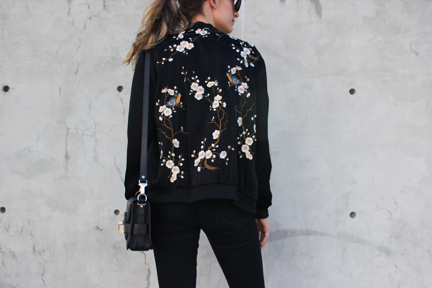 SHARDAY ENGEL - 5 reasons to buy a floral bomber