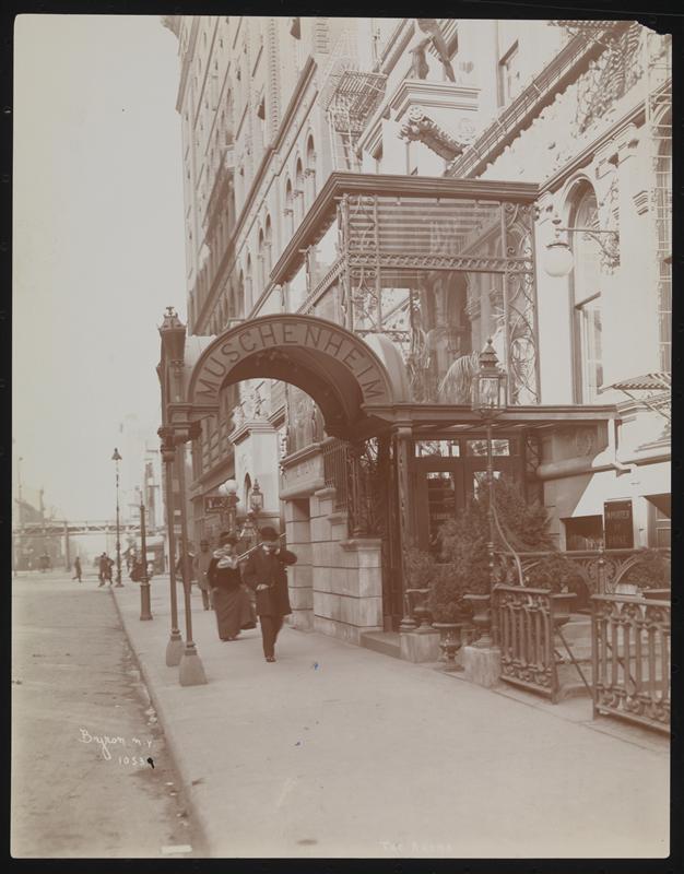 Muschenheim's Arena, 31st East of Broadway. ca. 1900. Byron Company. Museum of the City of New York 93.1.1.10683
