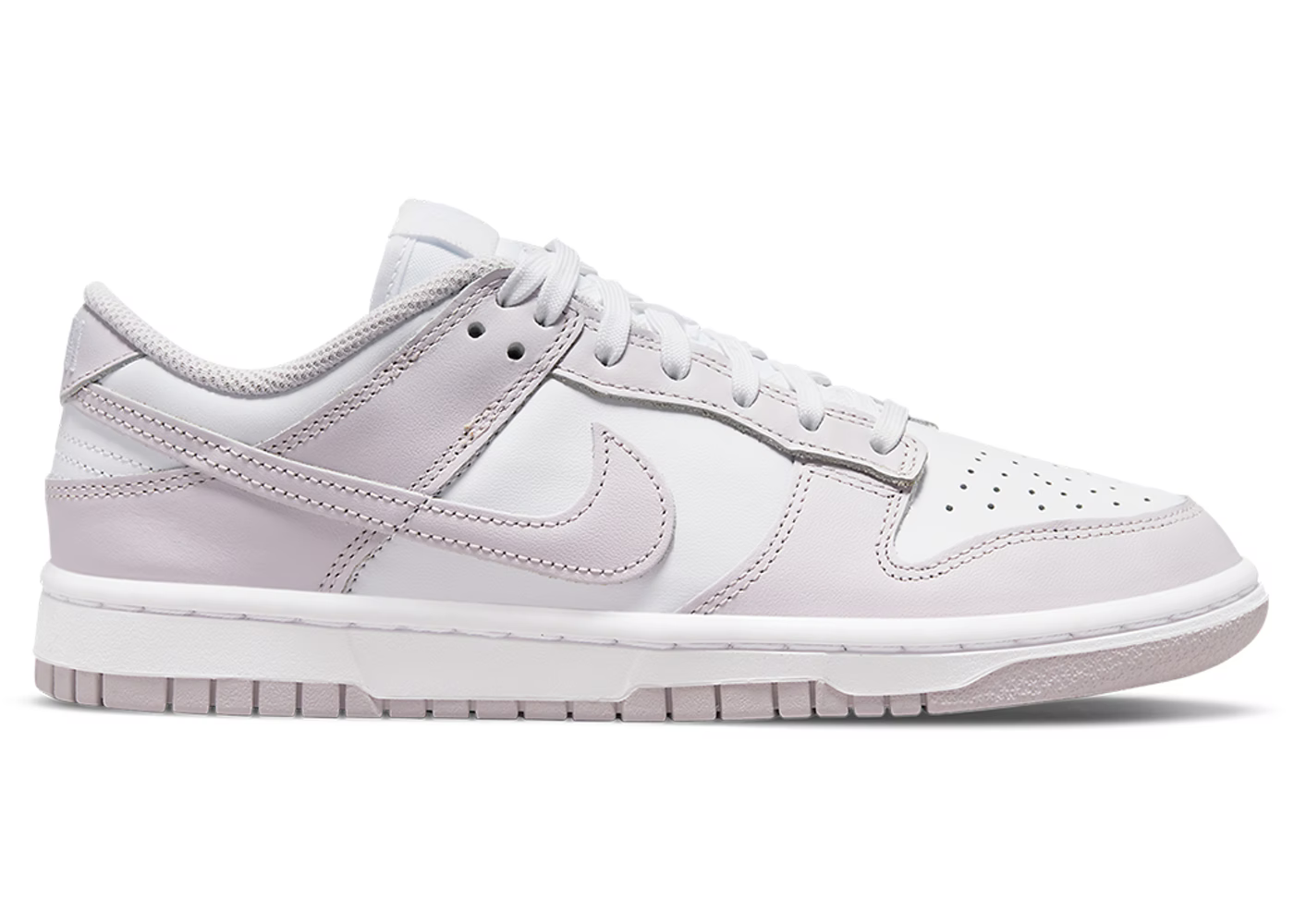 Now Available: Nike Dunk Low (W) 