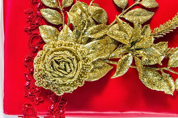 diy christmas holiday gift wrap fashion designer inspired dolce gabbana red gold