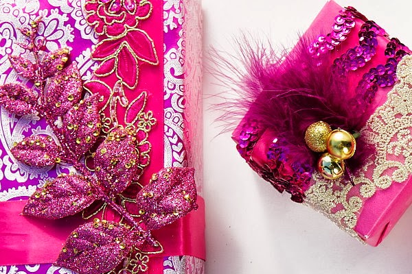 diy christmas holiday gift wrap fashion designer inspired oscar de la renta pink
