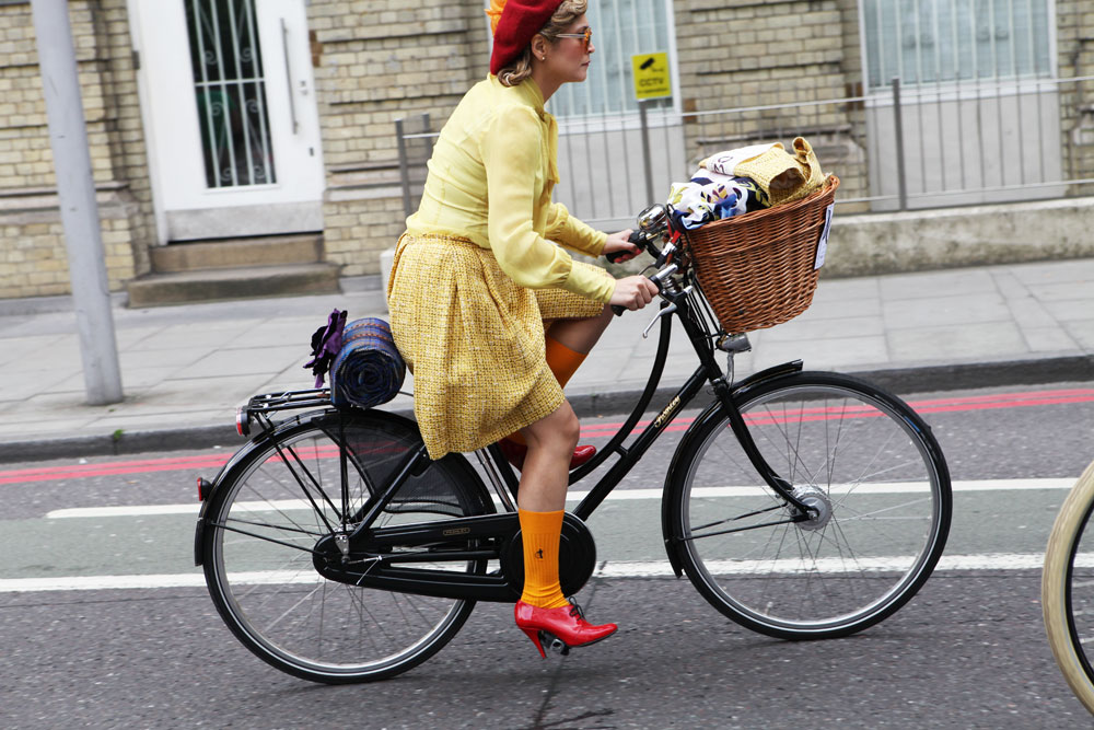 Tweed-Run-London-2014-Bike-Pretty-Most-Dashing-Dame-Bike-Fashion-Photo-Kelly-Miller-1