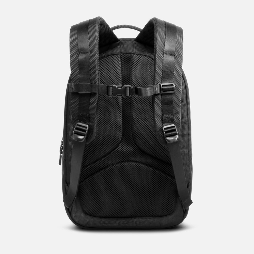 Fit Pack - Black — Aer | Modern gym bags, travel bags and ...